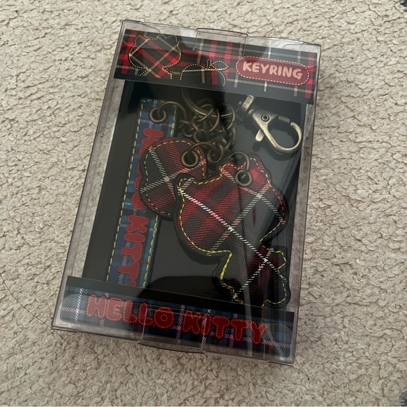 BNIB Sanrio Hello Kitty Keyring Charms - Picture 4 of 6